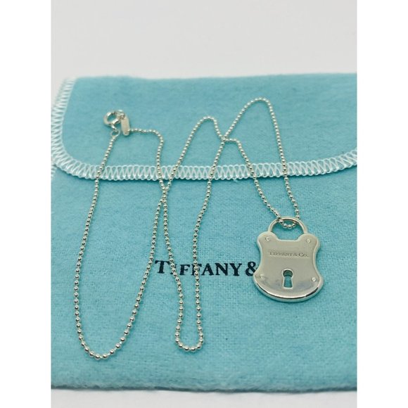 Tiffany & Co 925 Sterling Silver Lock Key Hole Charm Pendant 24x15MM 18” Bead